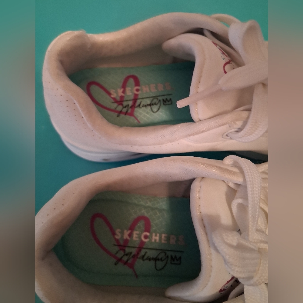 White Sketchers - Picture 4 of 6